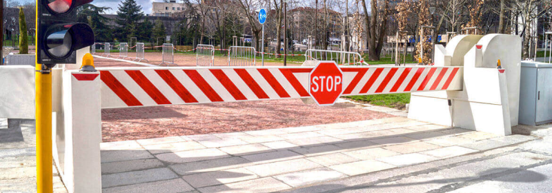 الحاجز الذراعي الهيدروليكي الصلب الغير قابل للإختراق (HDAB-CT)  