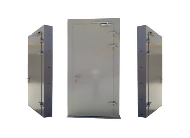 Защитные двери